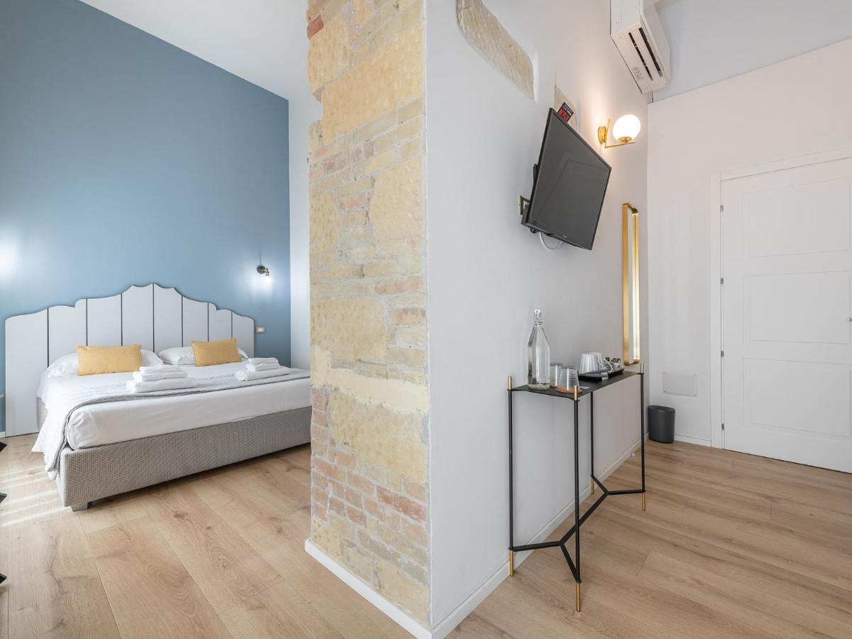 Orma Design Rooms - Historic Centre Cagliari Exteriör bild